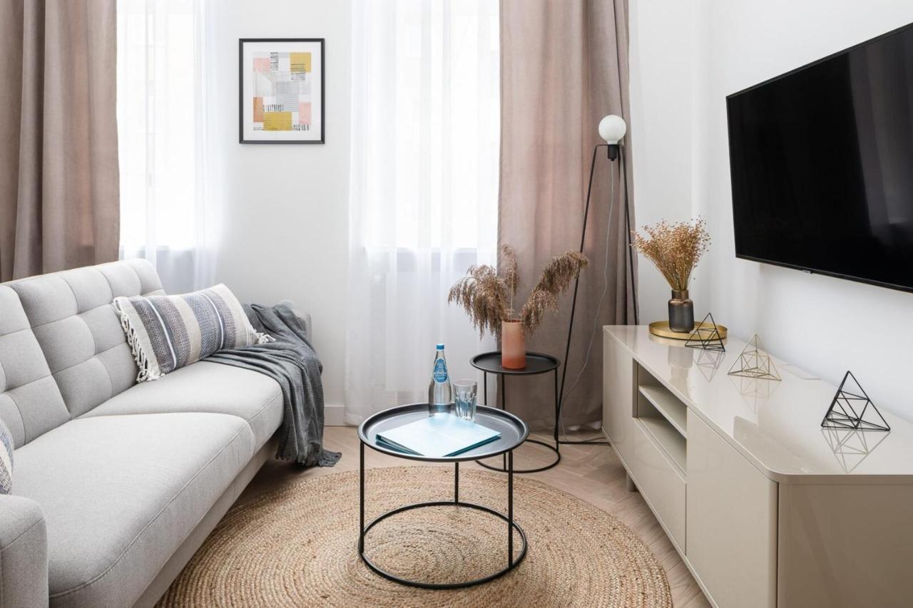 Boduena 4 - Elegant Apartment In Warsaw Centre By Noclegi Renters Eksteriør billede